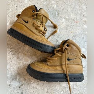Nike little kids all weather boots